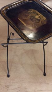 vassoio tavolino antico ferro nero