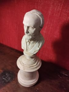 antico busto Giuseppe Mazzini