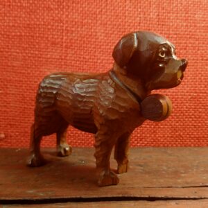 scultura cane san bernardo con fiaschetta antica