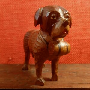 scultura cane san bernardo con fiaschetta antica