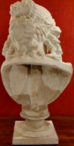 antica statua grande gesso dio dioniso